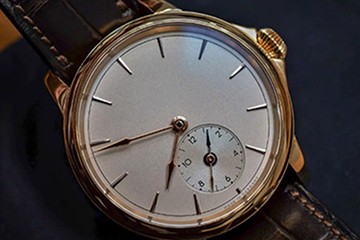 沈阳劳力士手表机芯洗油费用